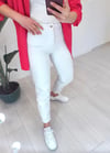 BEYAZ 041 MOM JEAN 