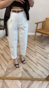 BEYAZ 50938 KEMERLİ PANTOLON