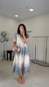 BEYAZ-İNDİGO 9102 DESENLİ V YAKA ELBİSE