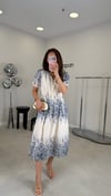 BEYAZ-İNDİGO 9102 DESENLİ V YAKA ELBİSE