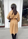 CAMEL KUŞAKLI TRENÇKOT 