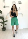 ÇİMEN YEŞİLİ ÇİFT PİLİLİ KETEN ŞORT