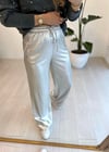 GÜMÜŞ 5017 BEL LASTİKLİ PARLAK PANTOLON