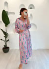 İRİS RETRO DESEN ELBİSE 