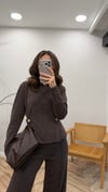 KAHVE 2429 DÜĞMELİ BLUZ 