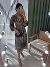 KAHVE 3073 ŞİFON LEOPAR ELBİSE
