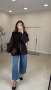 KAHVE 6195 BÜZGÜ DETAY TRENÇ 