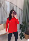 KIRMIZI BROŞLU İPEK PAMUK BLUZ 