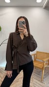 KOYU KAHVE 1023 BAĞLAMALI GÖMLEK 