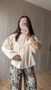 KREM  3243 FERMUARLI BLUZ 