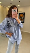 MAVİ-BEYAZ 3474 KONTRAST İŞLEMELİ GÖMLEK