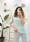 MİNT ARKASI ÇİÇEK BASKI TSHİRT 