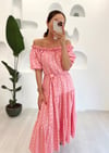 PEMBE MADONNA GOFRE ÇİÇEKLİ ELBİSE