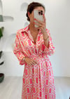 PEMBE RETRO DESEN ELBİSE 
