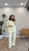SARI 4319 BÜZGÜ DETAY TAKIM 