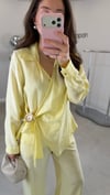 SARI 7318 TOKA DETAY BLUZ 