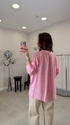 ŞEKER PEMBE 4612 OMZU DÜŞÜK OVERSİZE GÖMLEK  