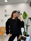 SİYAH 0201 GÜL NAKIŞ DETAY SWEAT 