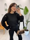 SİYAH 0201 GÜL NAKIŞ DETAY SWEAT 