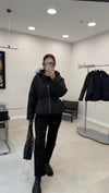 SİYAH 5127 BELİ BÜZGÜ KAPİTONE MONT