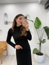 SİYAH 91339 UZUN KOLLU MİDİ ELBİSE 