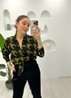SİYAH-OLİVE DESENLİ GÖMLEK 
