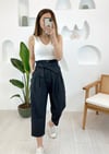 SİYAH ÖNÜ PİLELİ B.KEMERLİ HAVUÇ PANT