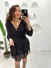 SİYAH PUANTİYELİ ŞİFON ELBİSE 