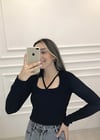 SİYAH YAKASI ÇAPRAZ İPLİ TRİKO 