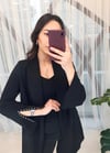 SİYAH YIRTMAÇ DETAY CEKET TAKIM 