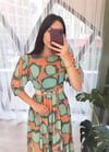 YEŞİL KATLI ELBİSE