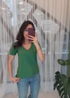 YEŞİL V YAKA TSHİRT 