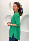 YEŞİL YIRTMAÇLI TSHİRT 