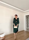 ZÜMRÜT KEMERLİ ELBİSE