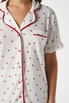 Kadın Fırfırlı Kiraz Ön Düğmeli Kısa Kol Alt Üst Pijama Takımı