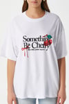 Kadın Something Kiraz Baskılı Beyaz Oversize T-Shirt