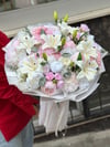 Blush Senfoni Zengin Çiçekli Yapay Çiçek İsteme Buketi