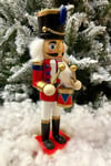 25 Cm Davullu Fındıkkıran Kırmızı Lacivert Renkli Kurşun Asker Nutcracker Yılbaşı Yeni Yıl Dekoru