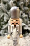 30 Cm Davullu Fındıkkıran Gümüş Gri Beyaz Renkli Kurşun Asker Nutcracker Yılbaşı Yeni Yıl Dekoru