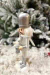 30 Cm Davullu Fındıkkıran Gümüş Gri Beyaz Renkli Kurşun Asker Nutcracker Yılbaşı Yeni Yıl Dekoru