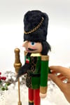 30 Cm Mızraklı Fındıkkıran Yeşil Renkli Kurşun Asker Siyah Kavuklu Nutcracker Yılbaşı Yeni Yıl Dekor