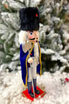 40 Cm Baltalı Fındıkkıran Lacivert Pelerinli Kurşun Asker Nutcracker Yılbaşı Yeni Yıl Dekoru