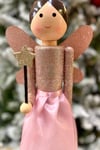 55 Cm Melek Peri Kız Fındıkkıran Pembe Rose Gold Renkli Yıldız Asalı Simli Yılbaşı Yeni Yıl Dekoru