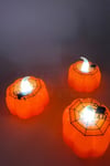 Balkabağı Şekilli Örümcek Baskılı Beyaz Işıklı Pilli Tealight Mum Halloween Partisi 3 Adet 4.5x4.5cm