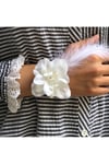 Bride To Be 10 Adet Nedime Gelin Bilekliği Tüy Ve Inci Detaylı Beyaz Renkli Bekarlığa Veda Partisi