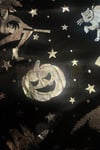 Cadılar Bayramı Pelerini Siyah Renkli Gümüş Gri Cadı Yarasa Kedi Baskılı Halloween Partisi Kostümü