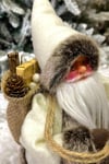 Dans Eden Noel Baba Müzikli Işıklı 30 Cm Soğuktan Yanakları Kızarmış Torbalı Yılbaşı Yeni Yıl Süsü