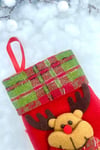Geyik Yılbaşı Peluş Çorap 12x17 cm Kırmızı Yeşil Renkli Yeni Yıl Çam Ağacı Asmalık Asılan Süs