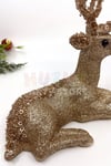 Gold Renkli Oturan Zarif Geyik Simli 20x20 Cm Sırtı Boynuzu Pul Detaylı Yeni Yıl Yılbaşı Süsü Dekoru