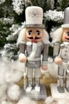 Gümüş Fındıkkıran 3lü Set 15 Cm Mızrak Davul Tüfekli Kurşun Asker Nutcracker Yılbaşı Yeni Yıl Dekor